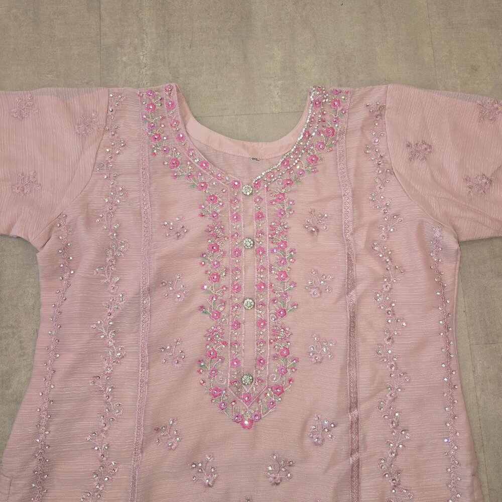 Elegant Pink Embroidered Women Salwar Kameez Set - Picture 4 of 10